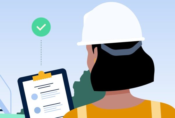Eurowind Energy QHSE film – on-site inspection with a clipboard